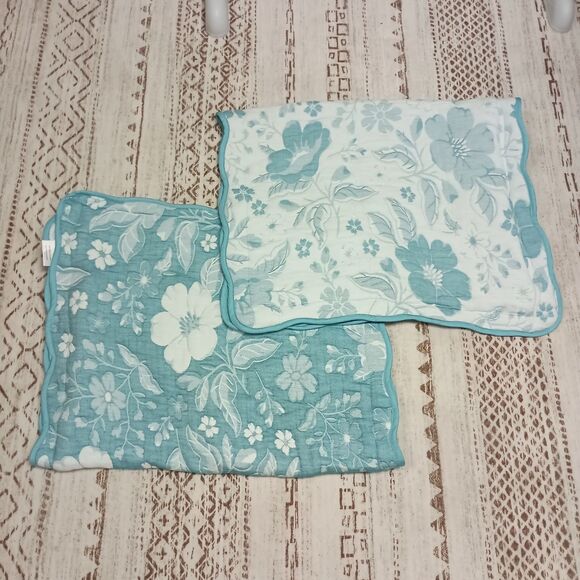 The Pioneer Woman Evie 2-Piece King Quilt Sham Set Quilted Teal Zipper Closure - Picture 1 of 6